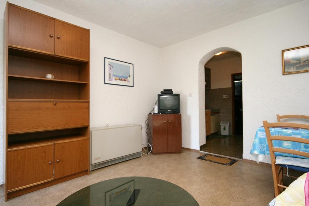Apartment Jadranovo 5533A エクステリア 写真